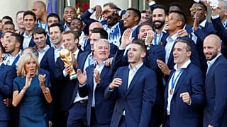 Les Bleus avec Emmanuel et Brigitte Macron à l'Elysée