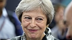 May trava conservadores pró-europeus