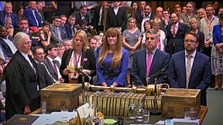 Um Haaresbreite: Theresa May entgeht Brexit-Niederlage