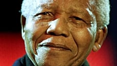 Özgürlüğün sembolü Mandela doğumunun 100. yılında anılıyor
