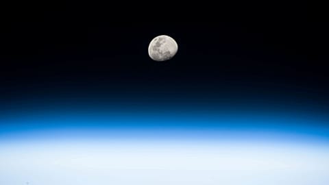 Symbolbild All: Bild vom Mond