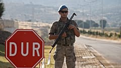 Turquia levanta estado de emergência