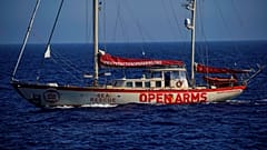 ‘Open Arms’ migrant rescue boat heads for Spain amid row with Italy