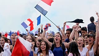 Molestie sessuali mentre la Francia vinceva la Coppa del Mondo