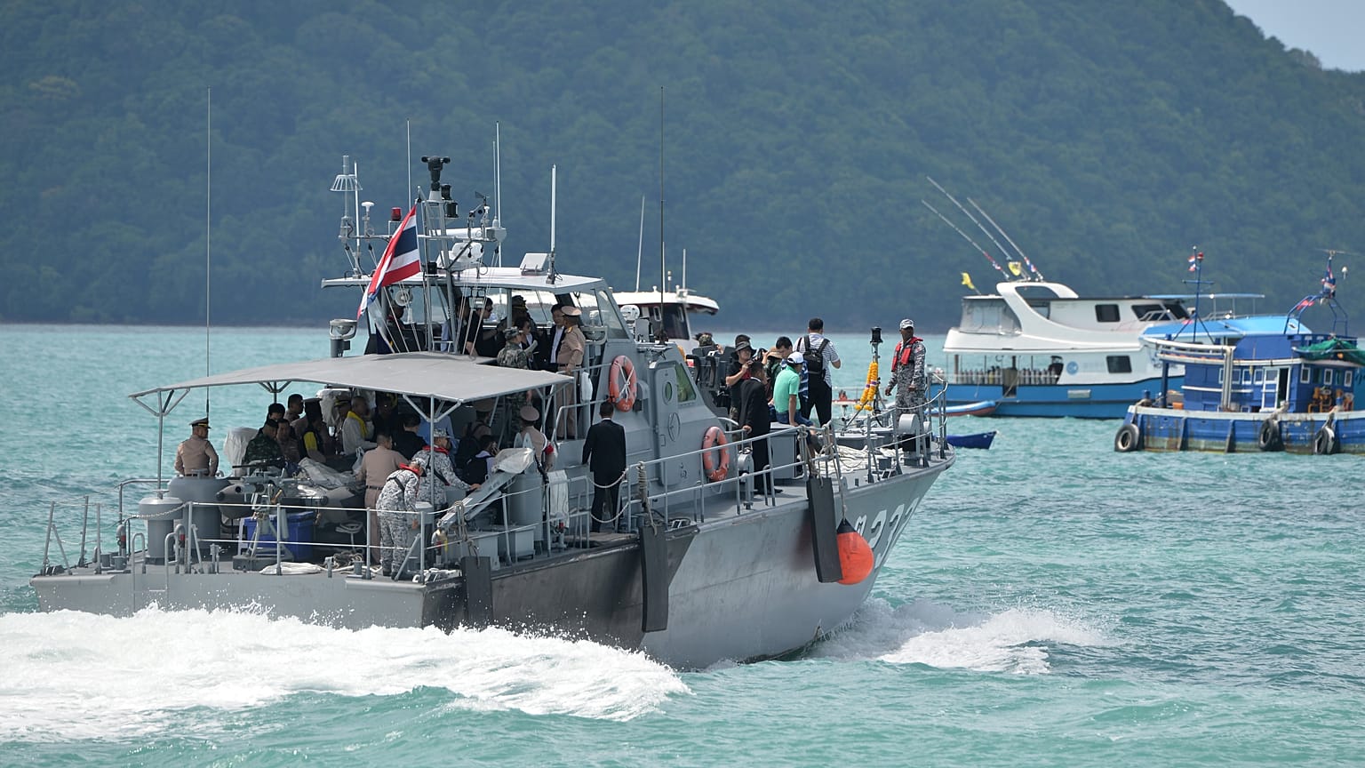 Alarm am Strand: 3 Meter Krokodil vor Phuket fotografiert