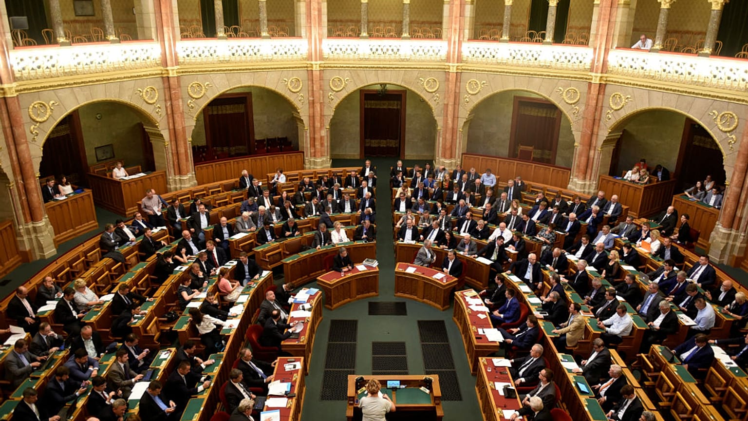 Fontos törvényeket fogadott el a parlament