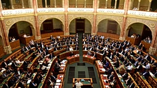 Fontos törvényeket fogadott el a parlament