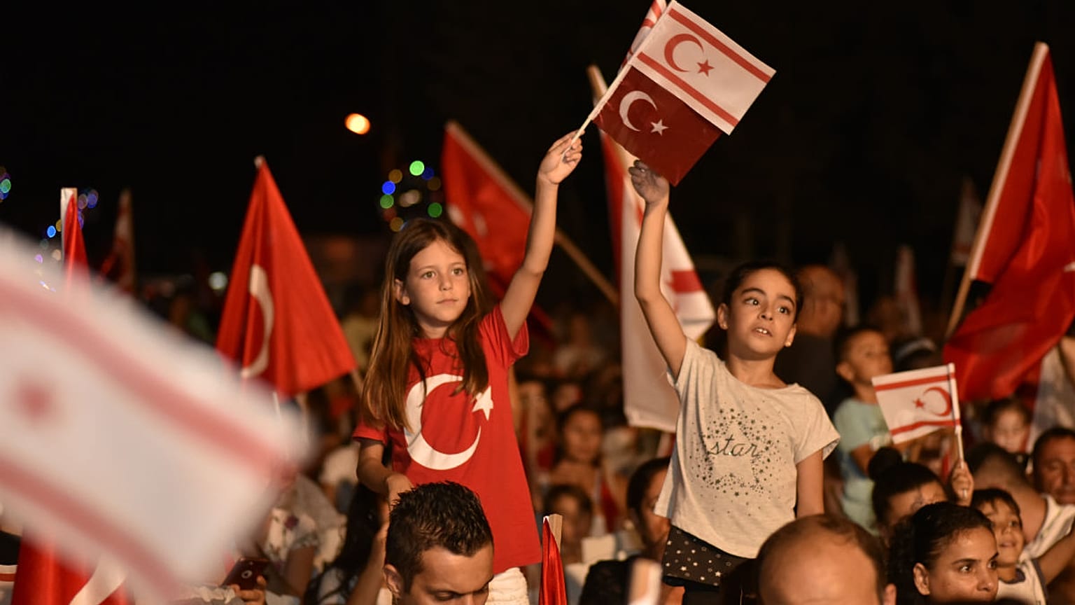KKTC'de Barış Harekatı'nın 44'üncü yıl dönümü kutlanıyor