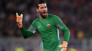 Brezilyalı Alisson tarihin en pahalı kalecisi olarak Liverpool'a transfer oldu