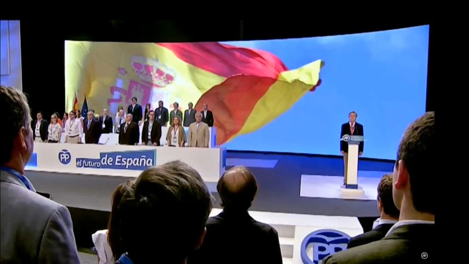 Un PP dividido elige al sucesor de Rajoy