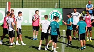 Was nun, Team Deutschland? Rummenigge vermisst Fußballkompetenz beim DFB