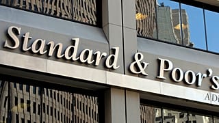 S&P: Αναβάθμιση της προοπτικής της ελληνικής οικονομίας σε «θετική»