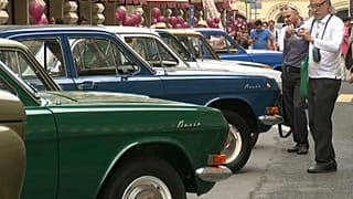 Москва: парад ретро-автомобилей 