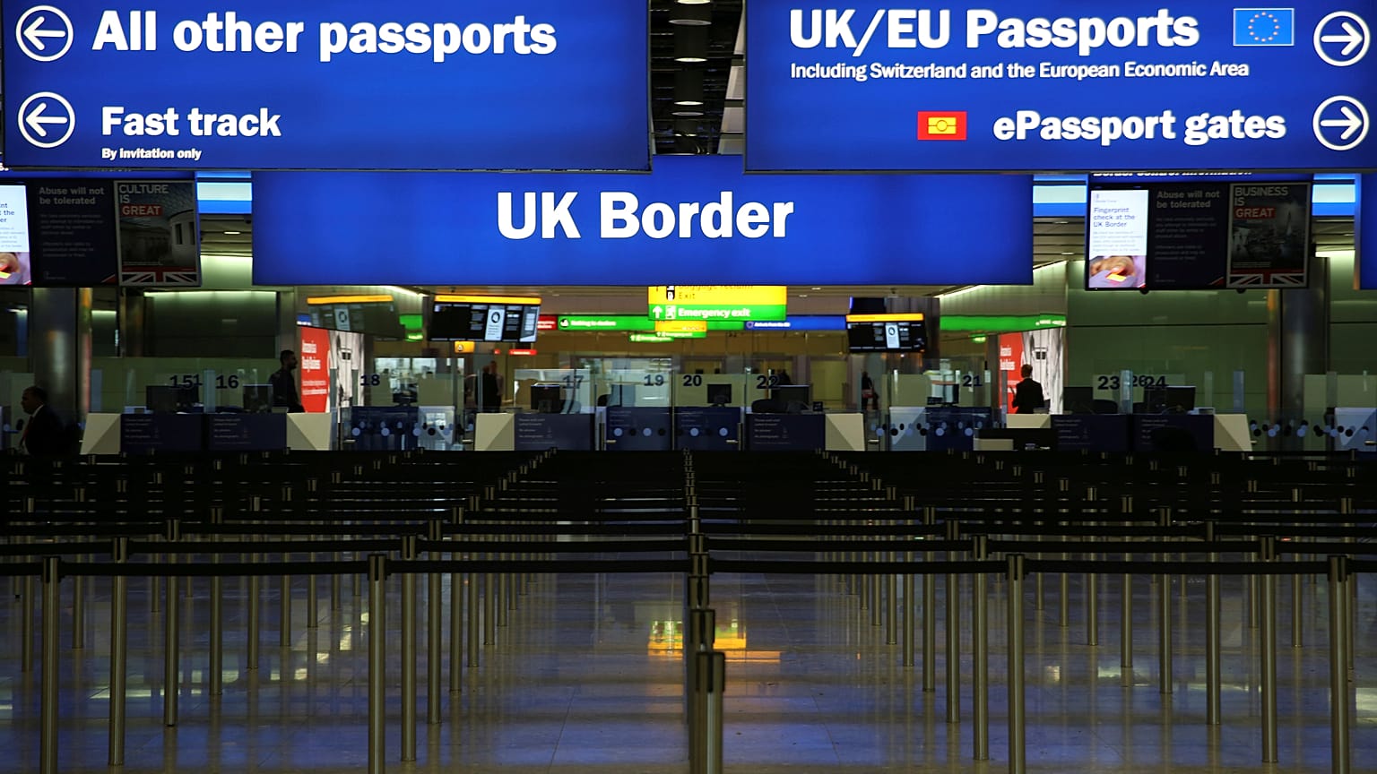 Heathrow'daki yeni X-ray cihazlarıyla uçaklardaki sıvı taşıma yasağı kalkabilir