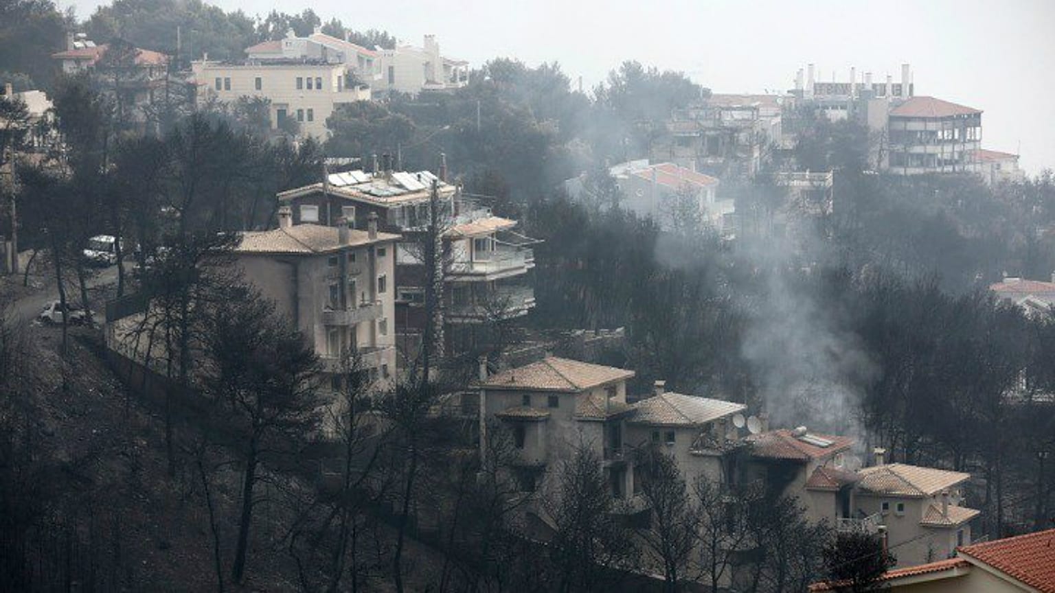 Χρηστικές πληροφορίες για όσους θέλουν να βοηθήσουν τους πληγέντες
