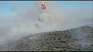 La Sicilia brucia