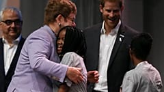 Elton John e Príncipe Harry lançam Fundo MenStar contra o HIV-SIDA 