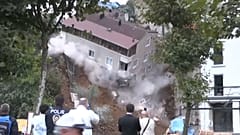 Prédio em Istambul desaba diante das câmaras