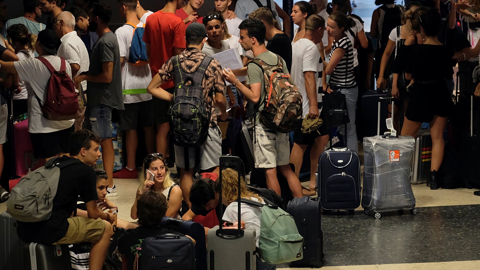 Scioperi Ryanair, la rabbia dei passeggeri