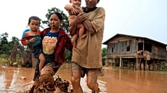Águas da barragem colapsada chegam ao Camboja 