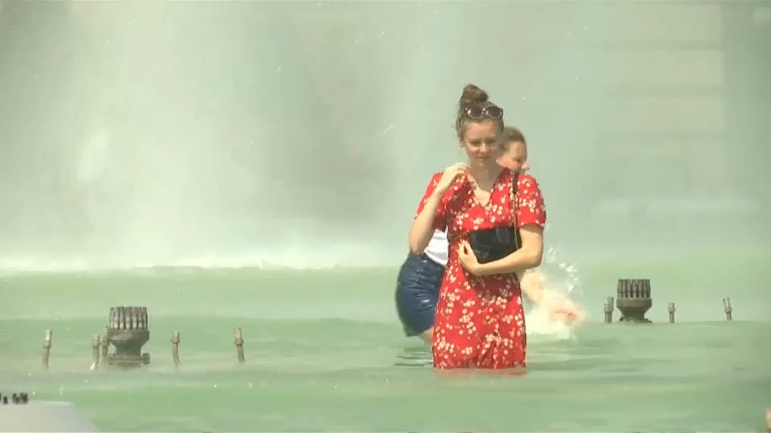 موج گرما اروپا و فرانسه را در می‌نوردد