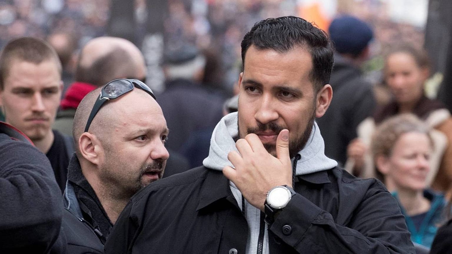 O "mea culpa" com limites de Alexandre Benalla 
