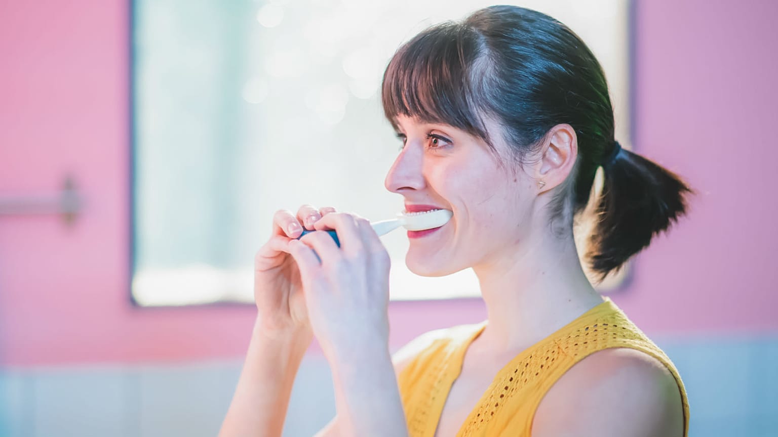 Uno spazzolino per lavare tutti i vostri denti in appena 10 secondi