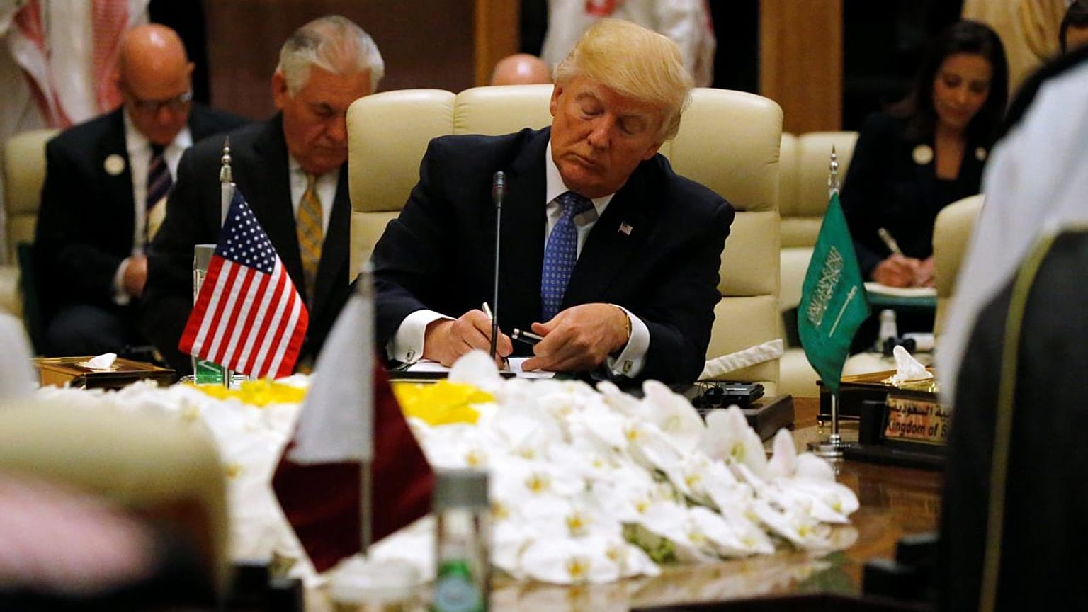 Trump'tan İran'la mücadele için Arap NATO'su planı