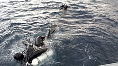 Συνεχίζονται οι υποβρύχιες έρευνες του Λιμενικού για αγνοούμενους