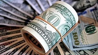 قیمت دلار از مرز ۱۱ هزار تومان گذشت