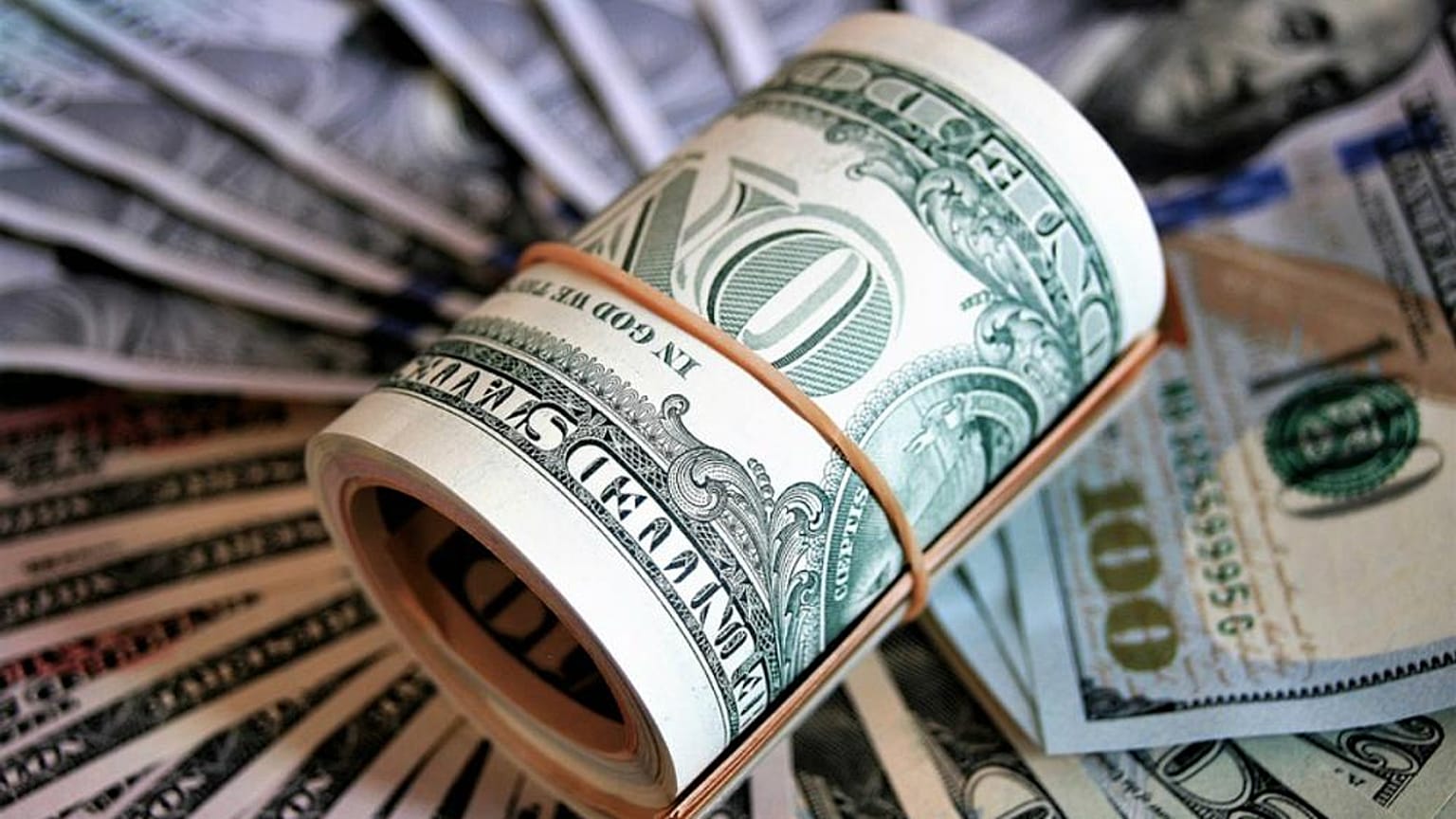 İran'da dolar ve altın serbest piyasada rekor kırdı