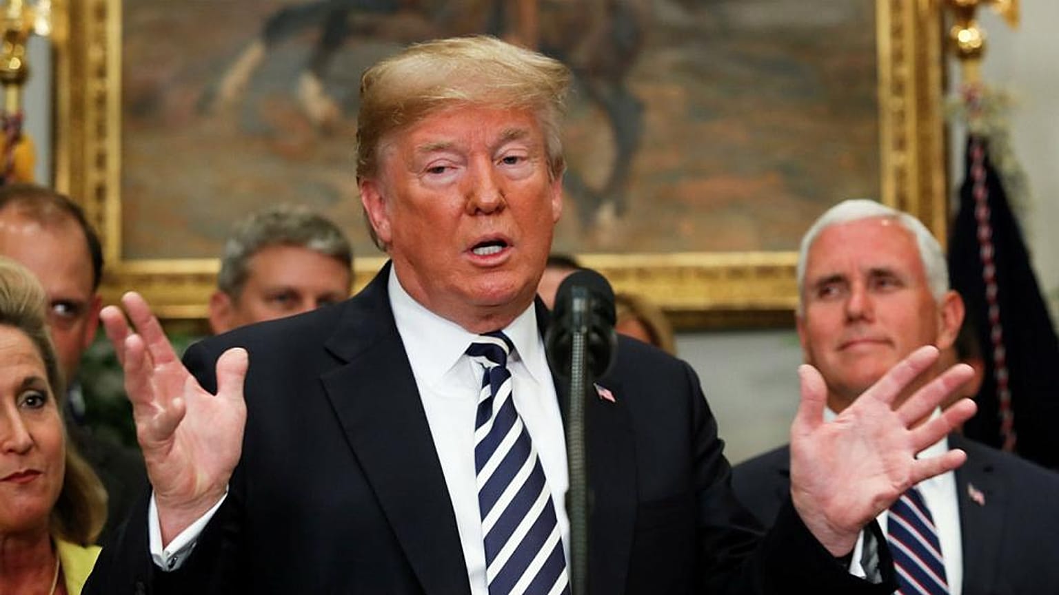 Donald Trump'tan bir tehdit de hükümetine: Kapatırım