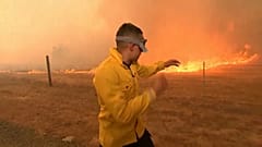 California in fiamme: dispersi e sfollati per gli incendi
