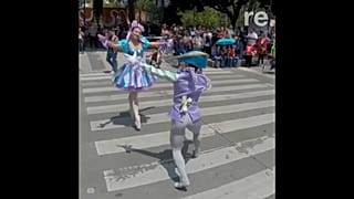 Bailarinas toman las calles de la capital de México