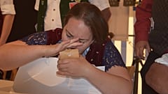 A contestant in the snuff championships