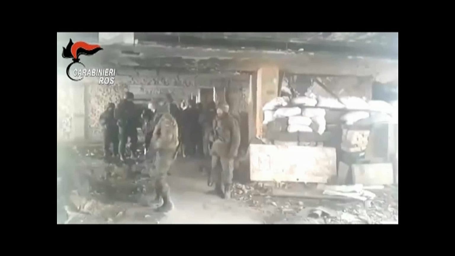 Italia-Ucraina, sei arresti di skinhead che reclutavano mercenari per la guerra nel Donbass