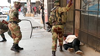Zimbabwe: il Commonwealth denuncia l'uso eccessivo della forza