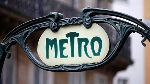 Stillstand: Stromausfall in Pariser U-Bahn