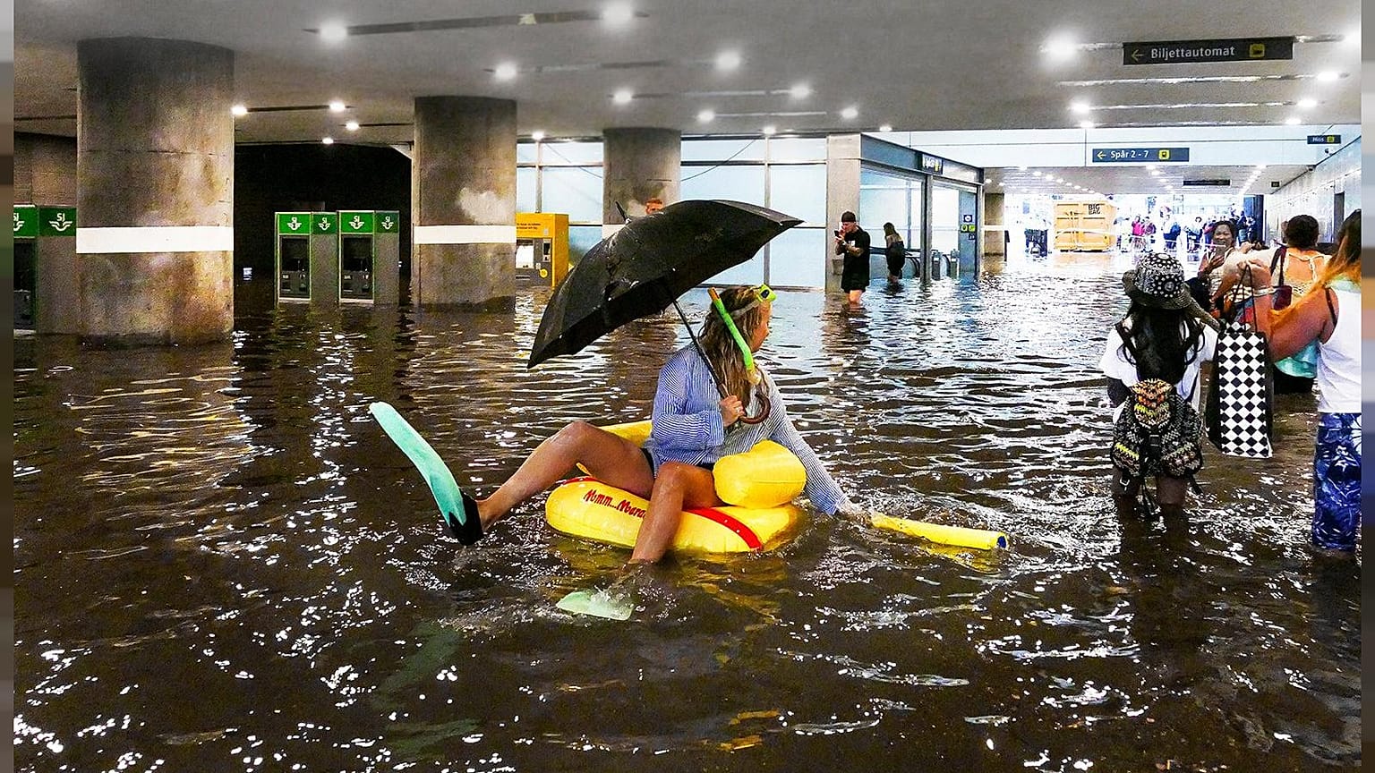 Une gare transformée en piscine en Suède