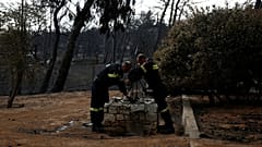 Büntetőeljárást indítottak az erdőtüzek két áldozatának rokonai 