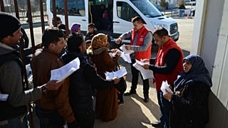 Randevu alan Suriyeliler bayram için ülkelerine dönüyor