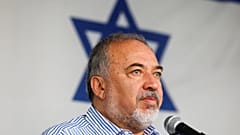 İsrail Golan Tepeleri'ne hava saldırısı düzenledi
