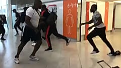 Batalha em Orly dos rappers franceses Booba e Karis