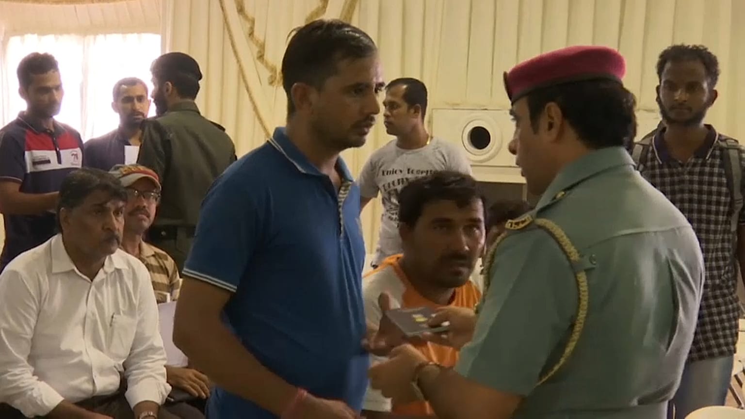 الإمارات تعفو عن مخالفي الإقامة وتمنحهم 3 أشهر لتصحيح أوضاعهم 