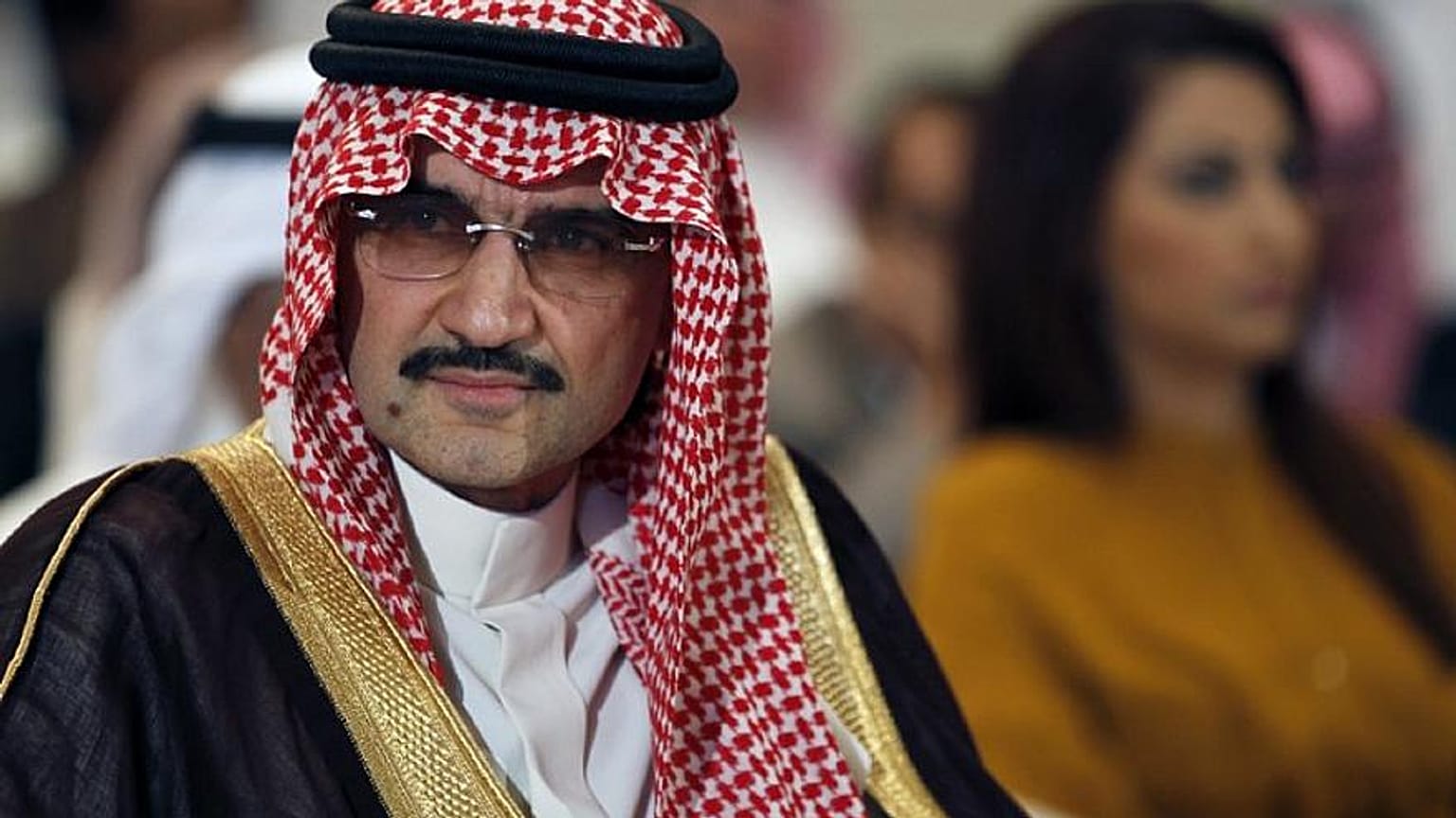 الوليد بن طلال يعقد صفقة بمليار ريال مع ديزر الفرنسية 