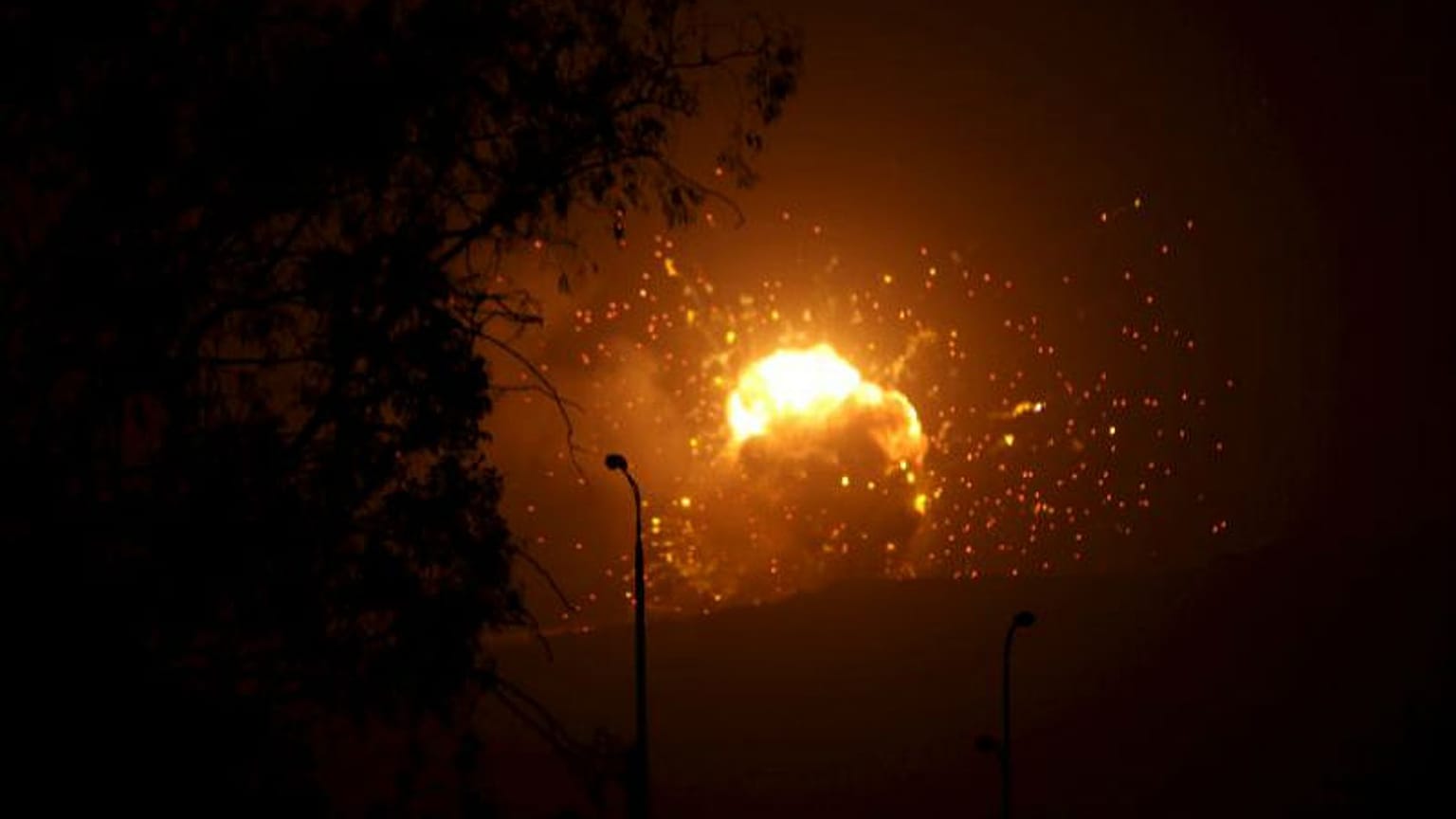 Yemen'deki saldırıda ölü sayısı 50'yi geçti