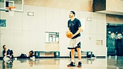 O NBAer Ενές Καντέρ συλλέγει χρήματα για τους πυρόπληκτους της Αττικής