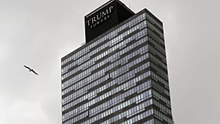 Dopo le sanzioni alla Turchia, appello a confiscare le Trump Towers. Anzi, no
