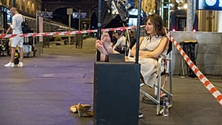 Ónodi Eszter a Valami Amerika 3 forgatásán a Keleti pályaudvaron
