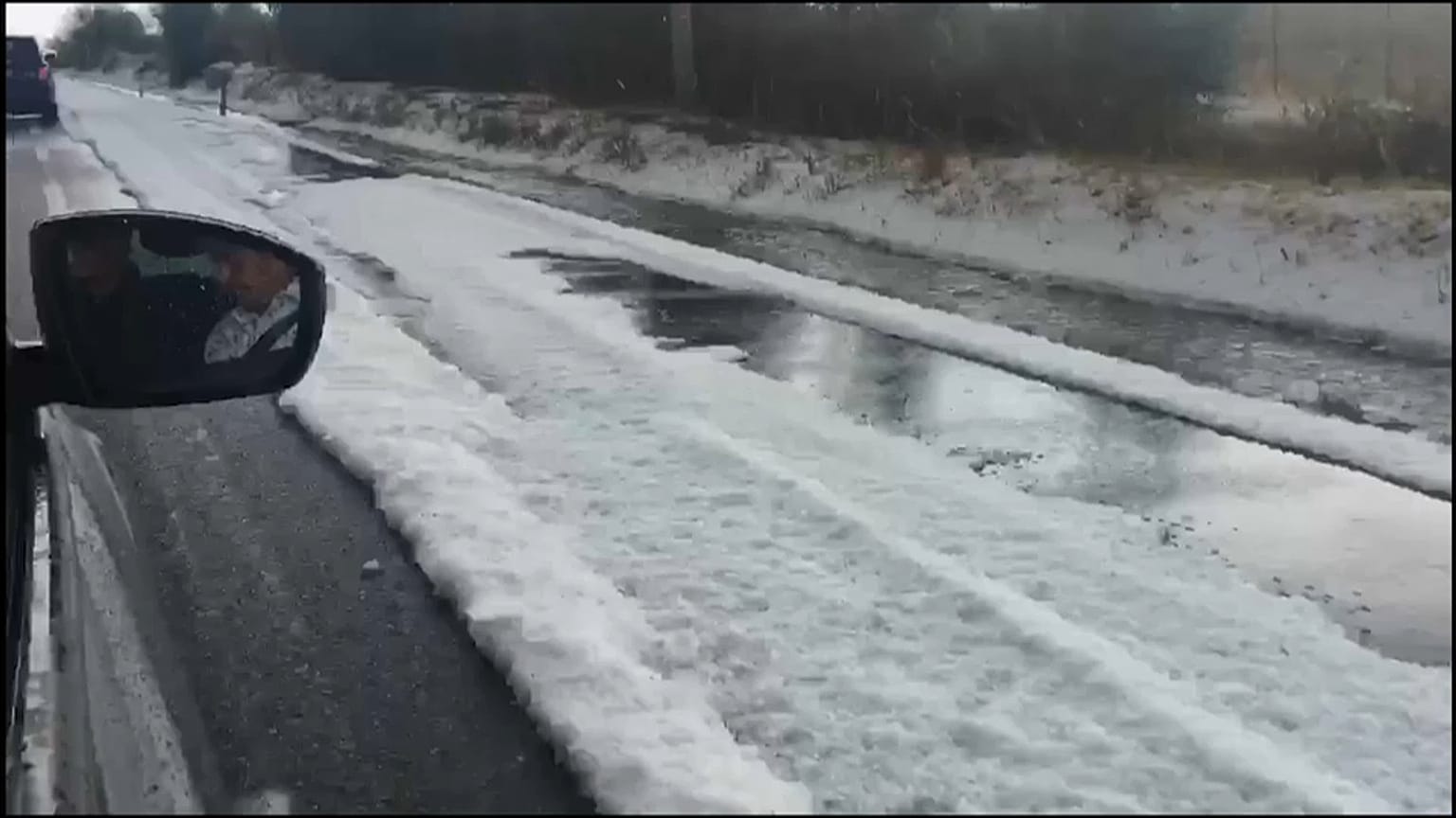 Avrupa geneli sıcaklarla kavrulurken İtalya'da dolu fırtınası